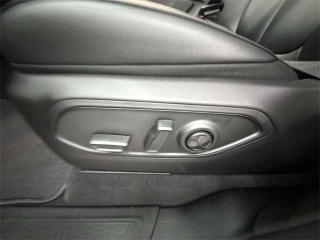 new 2025 Jeep Grand Cherokee L car, priced at $53,901