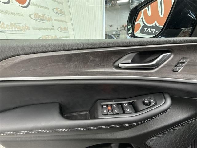 new 2025 Jeep Grand Cherokee L car, priced at $53,901