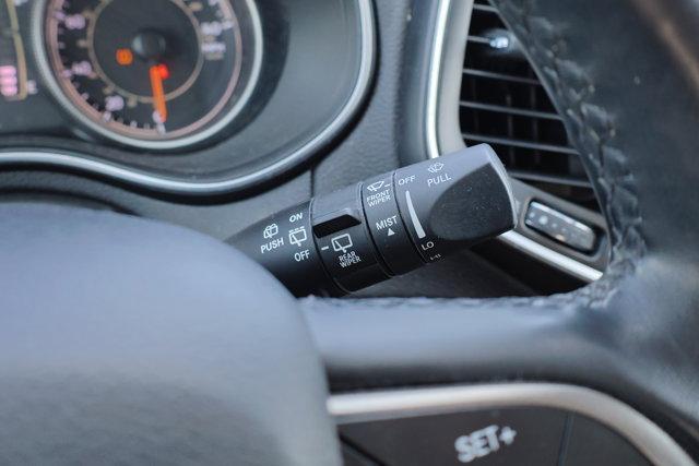 used 2019 Jeep Cherokee car, priced at $16,423