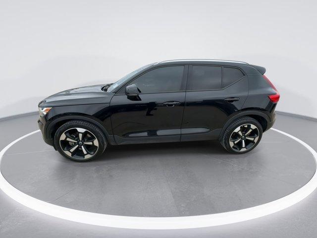 used 2020 Volvo XC40 car, priced at $26,300