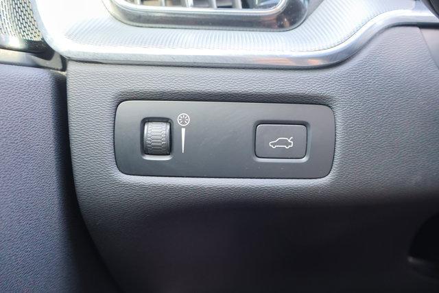 used 2022 Volvo XC60 car, priced at $32,400