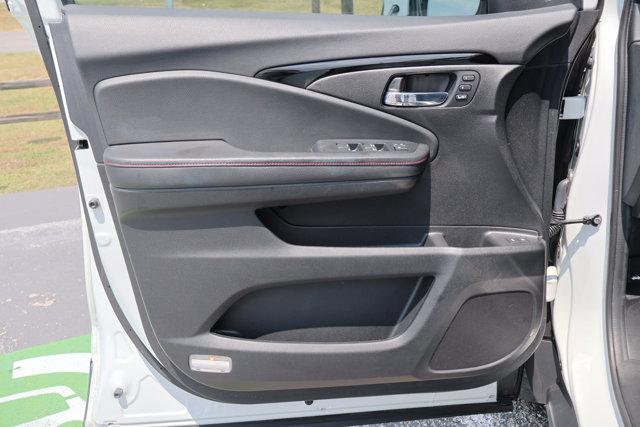 used 2022 Honda Pilot car, priced at $35,463