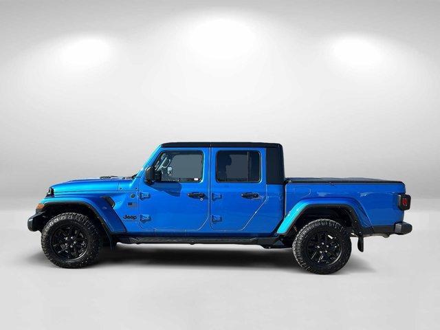 used 2022 Jeep Gladiator car, priced at $32,900