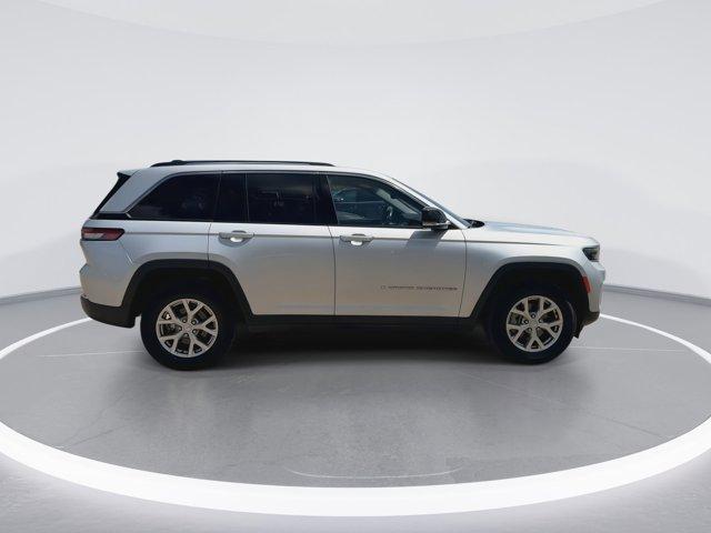 used 2022 Jeep Grand Cherokee car, priced at $26,866