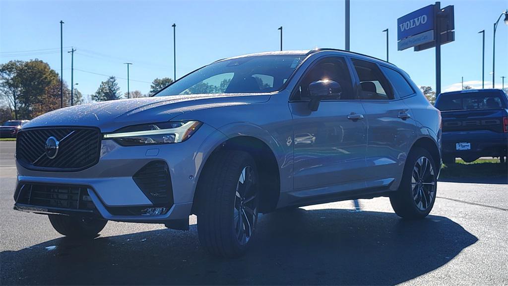 new 2026 Volvo XC60 car, priced at $55,171