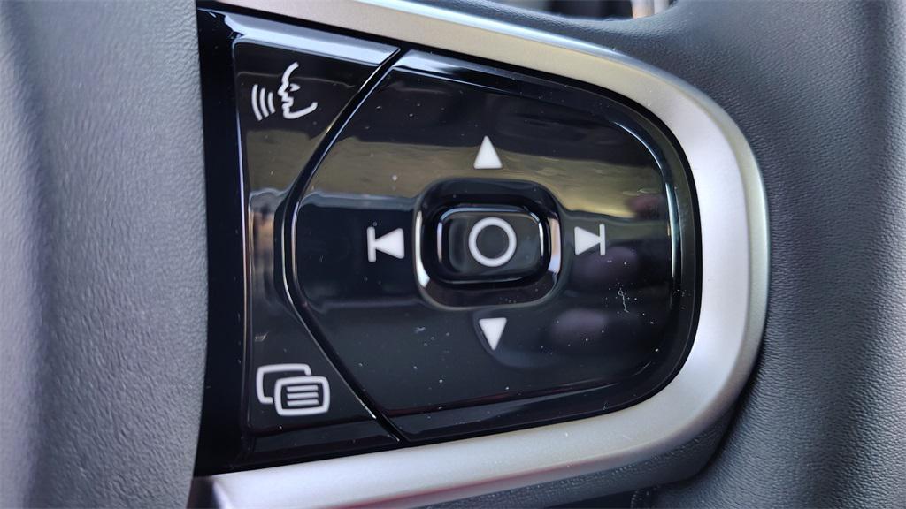 new 2026 Volvo XC60 car, priced at $55,171