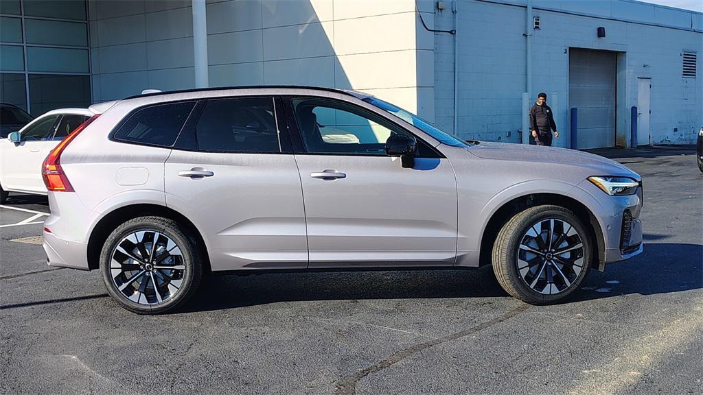 new 2026 Volvo XC60 car, priced at $55,171