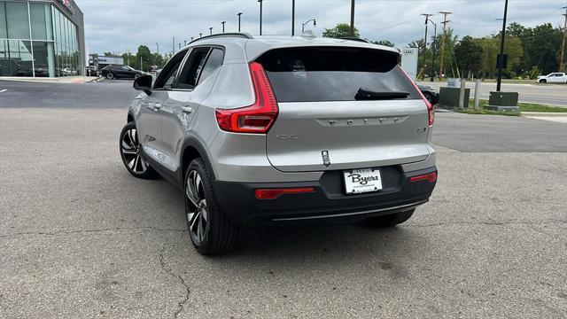 new 2025 Volvo XC40 car, priced at $47,320