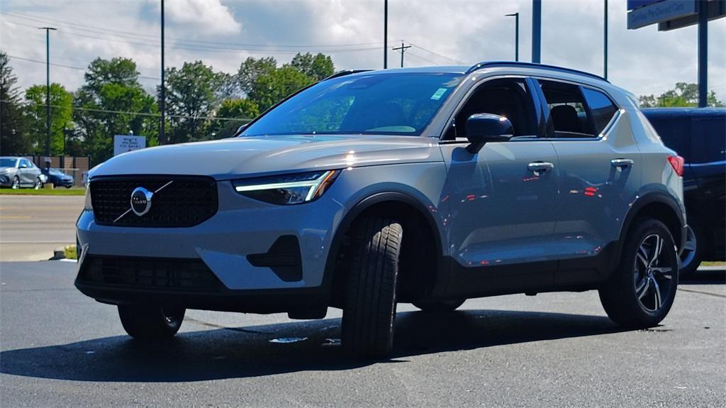new 2026 Volvo XC40 car, priced at $43,507