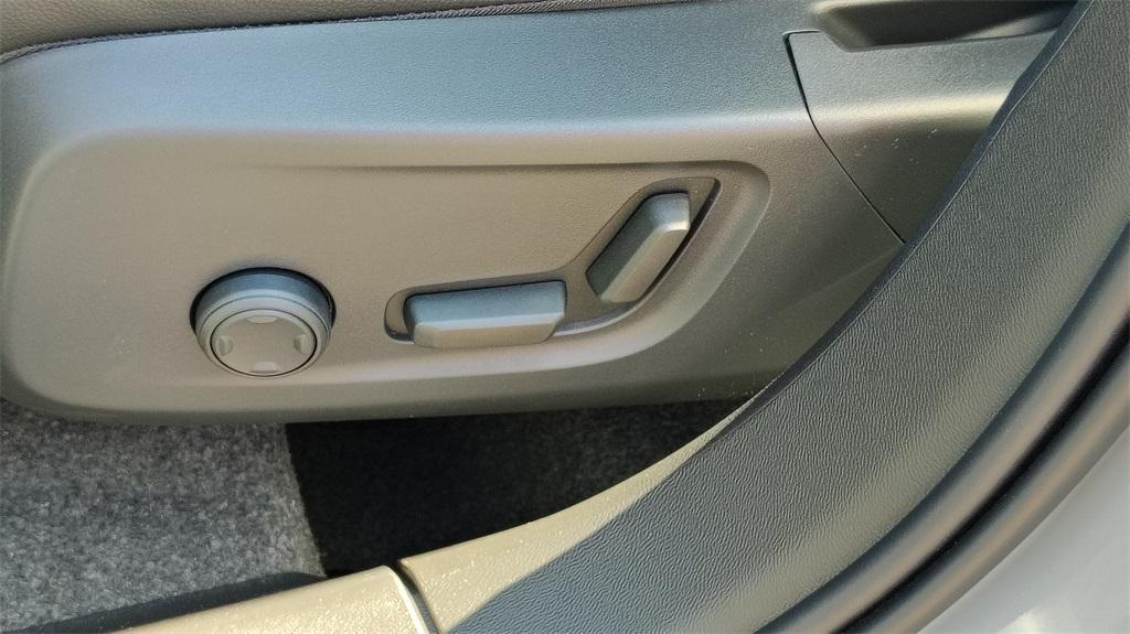 new 2026 Volvo XC40 car, priced at $43,507