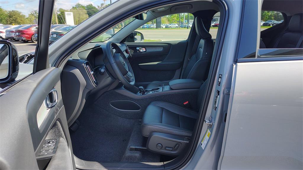 new 2026 Volvo XC40 car, priced at $43,507