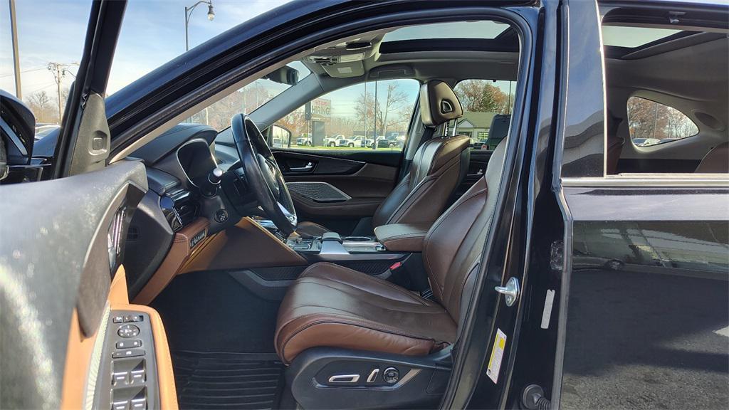 used 2022 Acura MDX car, priced at $25,500