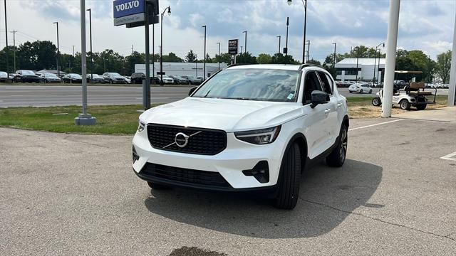 new 2025 Volvo XC40 car, priced at $47,320