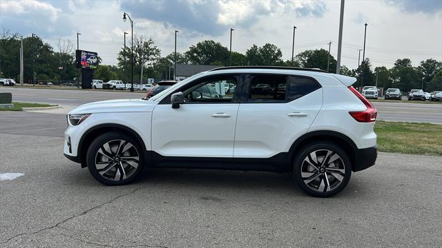 new 2025 Volvo XC40 car, priced at $47,320