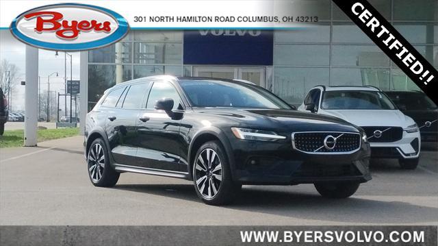 used 2022 Volvo V60 Cross Country car, priced at $35,900