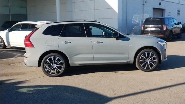 new 2025 Volvo XC60 car, priced at $52,545