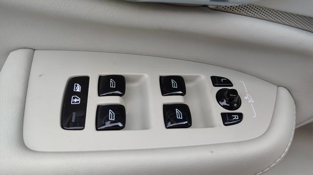 used 2025 Volvo XC90 Plug-In Hybrid car, priced at $76,500