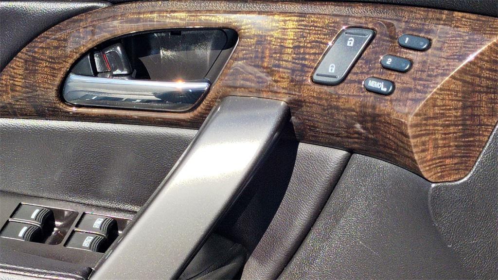 used 2013 Acura MDX car, priced at $11,900