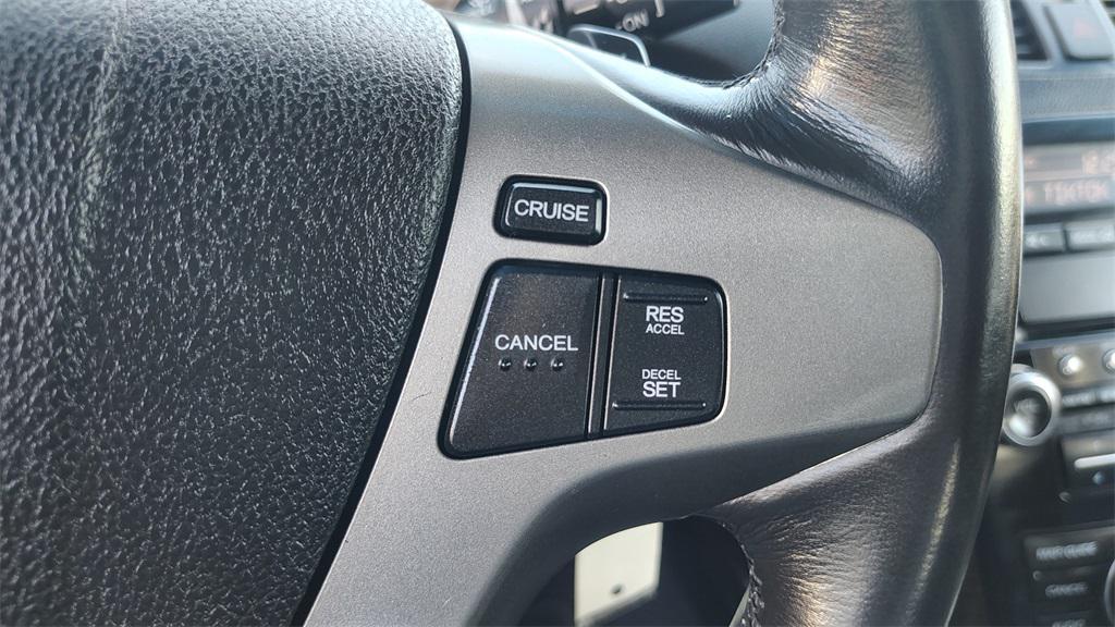 used 2013 Acura MDX car, priced at $11,900