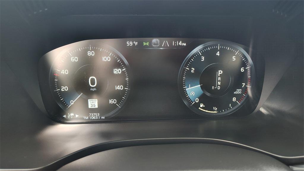 used 2021 Volvo XC60 car, priced at $25,900