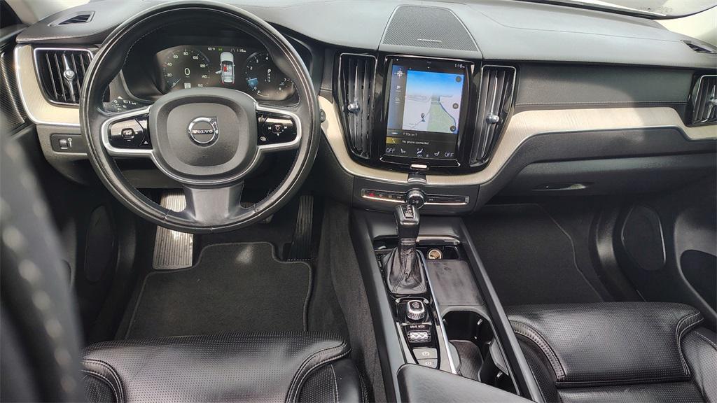 used 2021 Volvo XC60 car, priced at $25,900