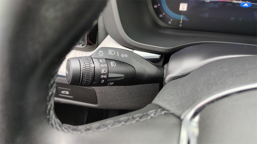 used 2025 Volvo XC60 car, priced at $40,500