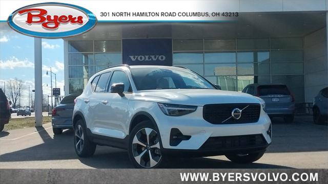 new 2025 Volvo XC40 car, priced at $47,695