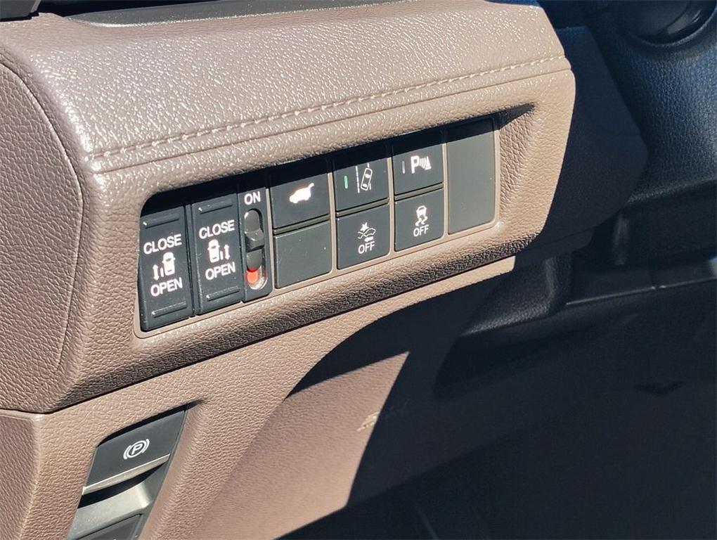 used 2019 Honda Odyssey car, priced at $19,900