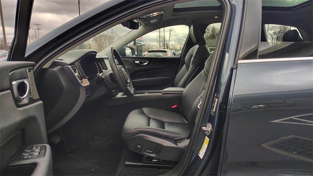 used 2023 Volvo XC60 car, priced at $31,500