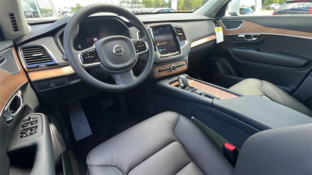 new 2025 Volvo XC90 car, priced at $63,895