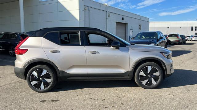 new 2024 Volvo XC40 car, priced at $57,300