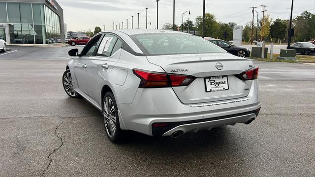 used 2023 Nissan Altima car, priced at $25,900