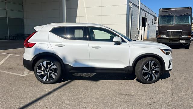 new 2025 Volvo XC40 car, priced at $49,645