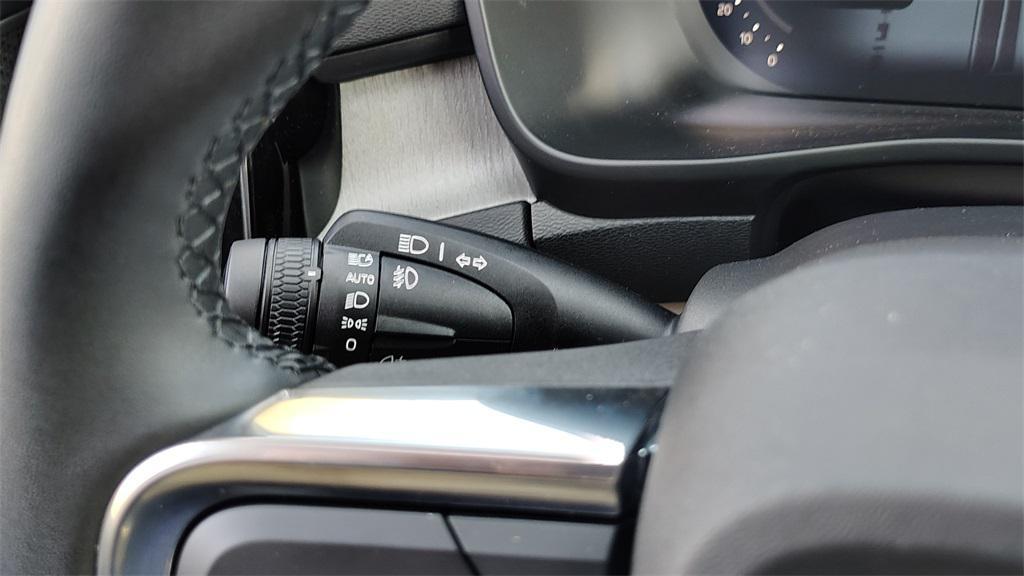 new 2026 Volvo XC40 car, priced at $51,696