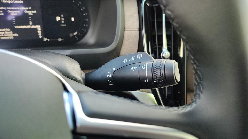 new 2026 Volvo XC90 car, priced at $71,971