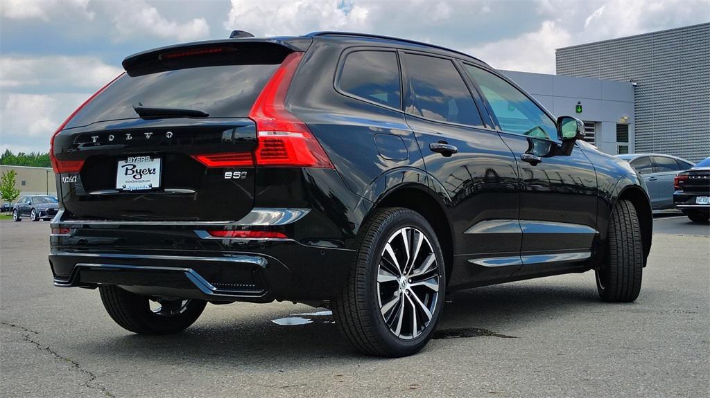 new 2025 Volvo XC60 car, priced at $53,360