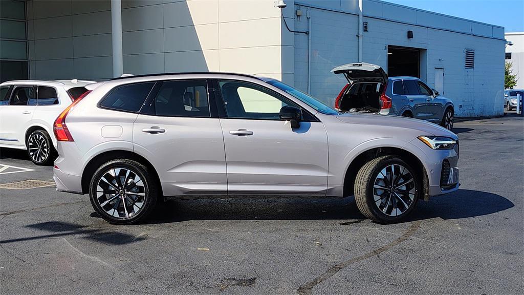 new 2026 Volvo XC60 car, priced at $55,171