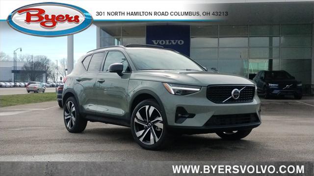 new 2025 Volvo XC40 car, priced at $47,170