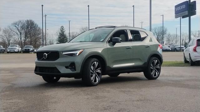 new 2025 Volvo XC40 car, priced at $48,170