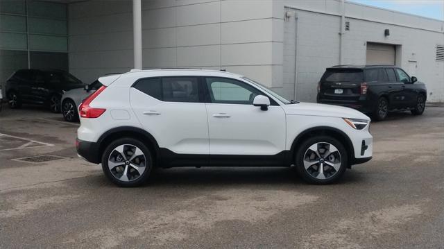 new 2025 Volvo XC40 car, priced at $44,395