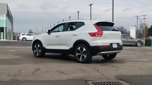 new 2025 Volvo XC40 car, priced at $44,395