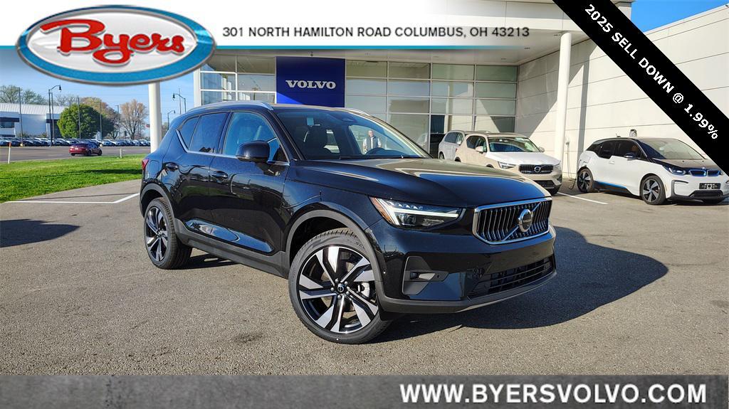 new 2025 Volvo XC40 car, priced at $49,145