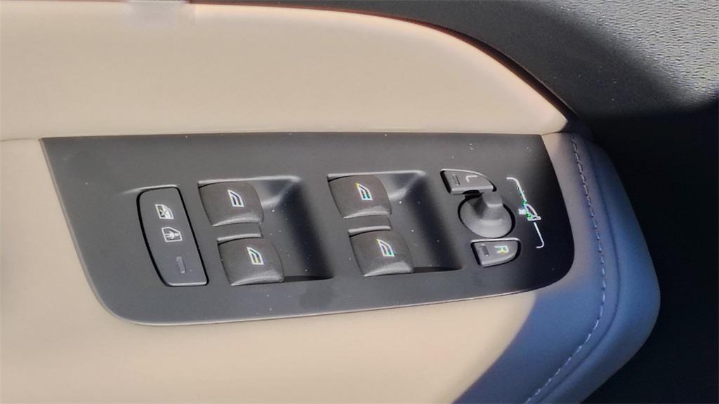 new 2026 Volvo XC60 car, priced at $55,171