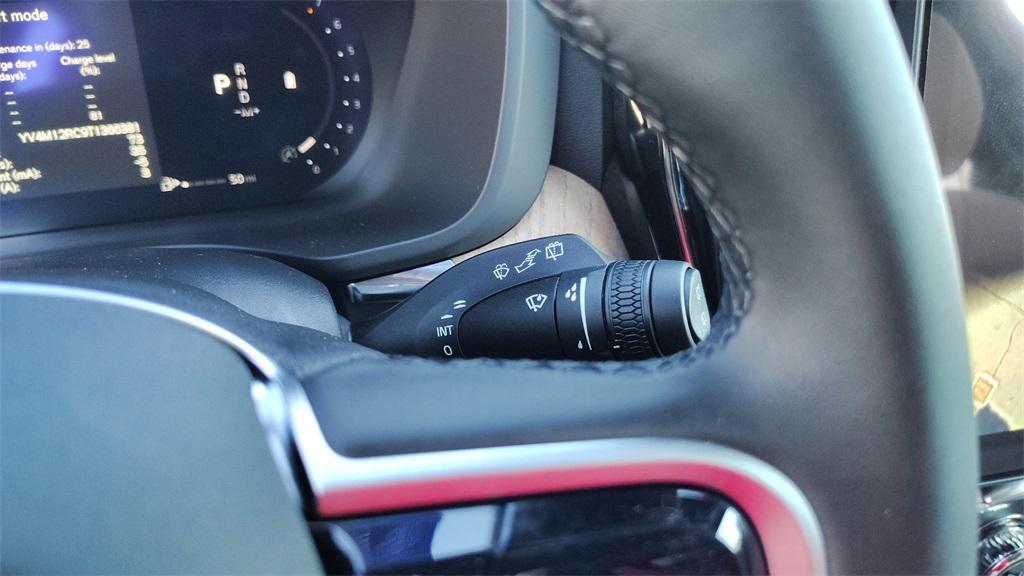 new 2026 Volvo XC60 car, priced at $55,171