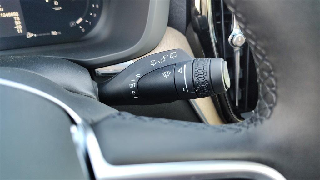 new 2026 Volvo XC60 car, priced at $55,171