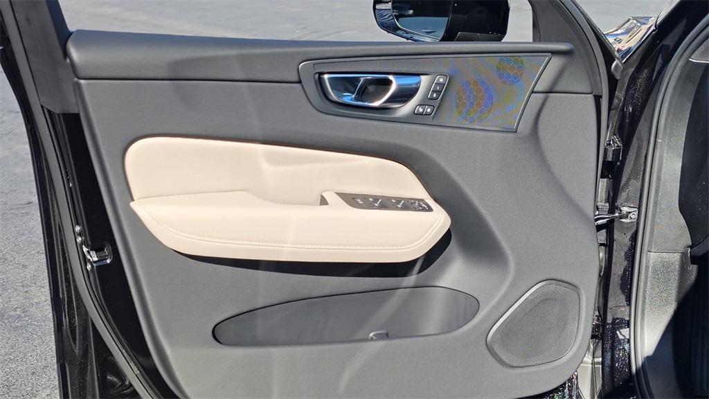 new 2026 Volvo XC60 car, priced at $57,145