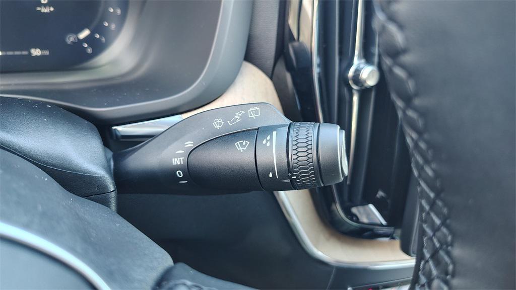 new 2026 Volvo XC60 car, priced at $57,145