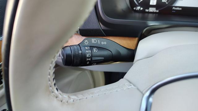 used 2022 Volvo XC90 car, priced at $43,900