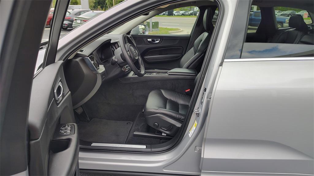 used 2023 Volvo XC60 car, priced at $33,500