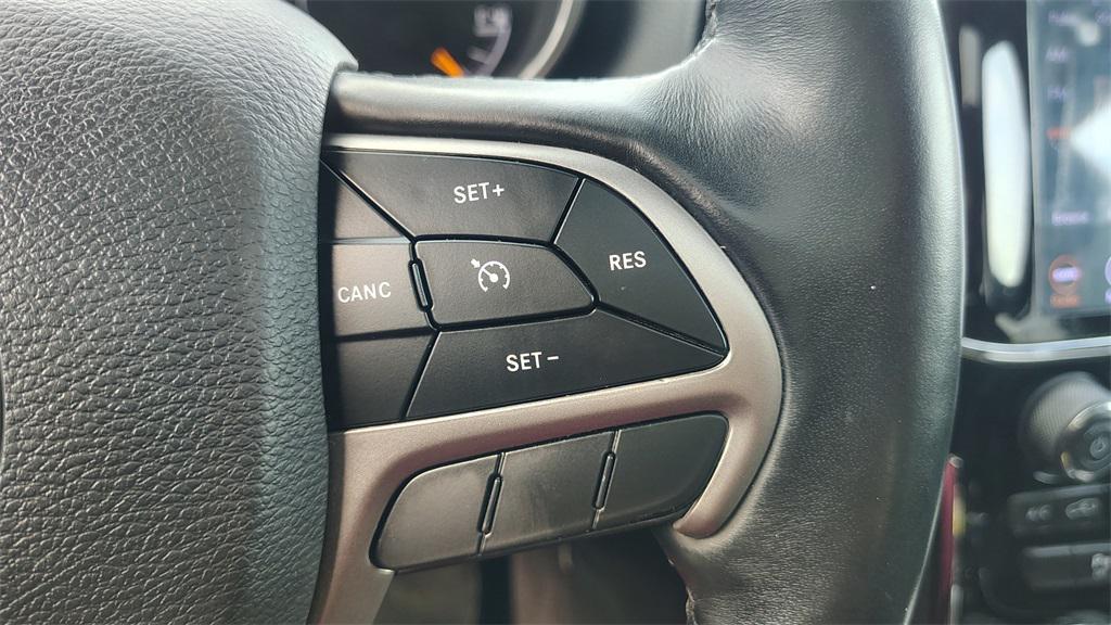 used 2019 Jeep Grand Cherokee car, priced at $17,900